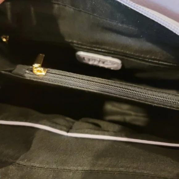 Imoshion USA Lavender Floral Satchel Bag | Vegan Leather | NWT - Picture 8 of 15